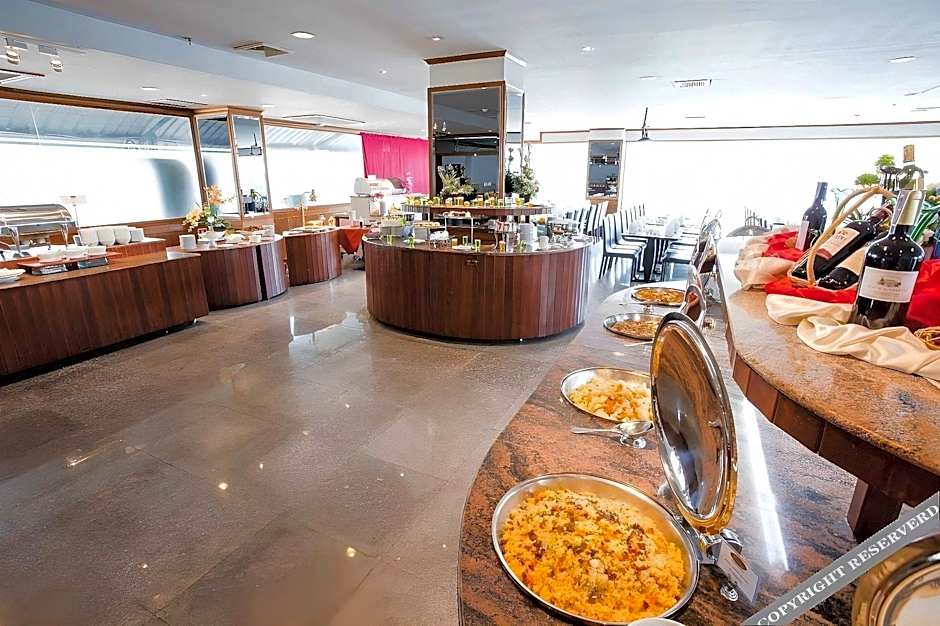 TK Palace Hotel and Convention