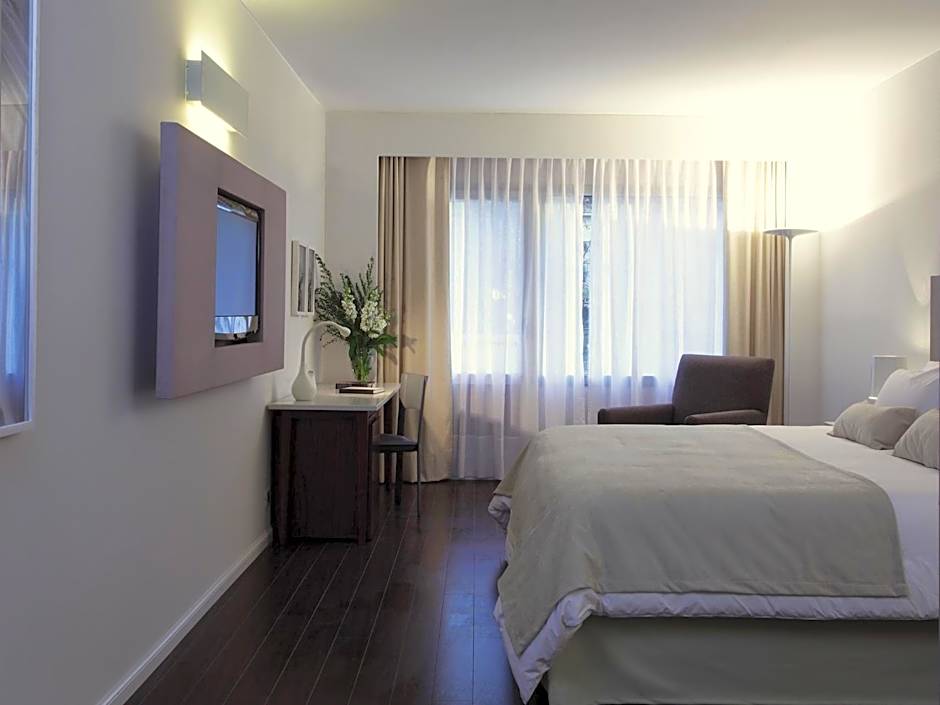 Dazzler by Wyndham Buenos Aires Recoleta