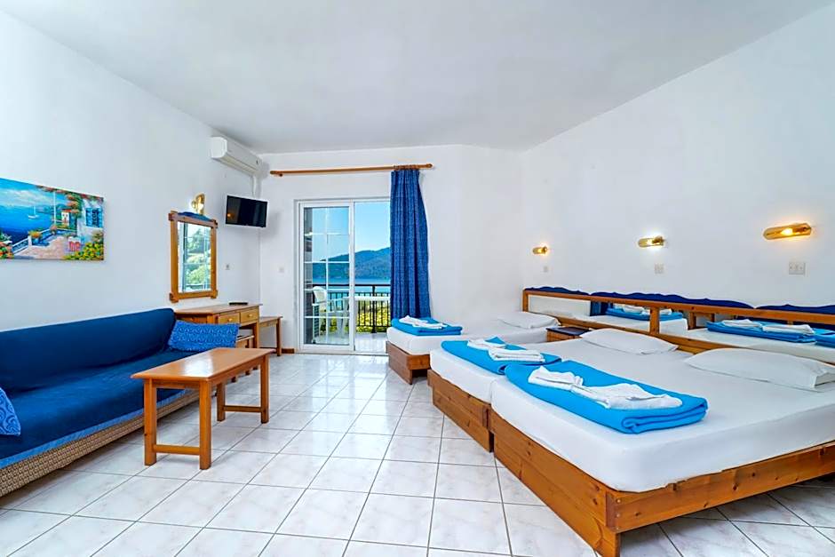 Hotel Emerald and Suites