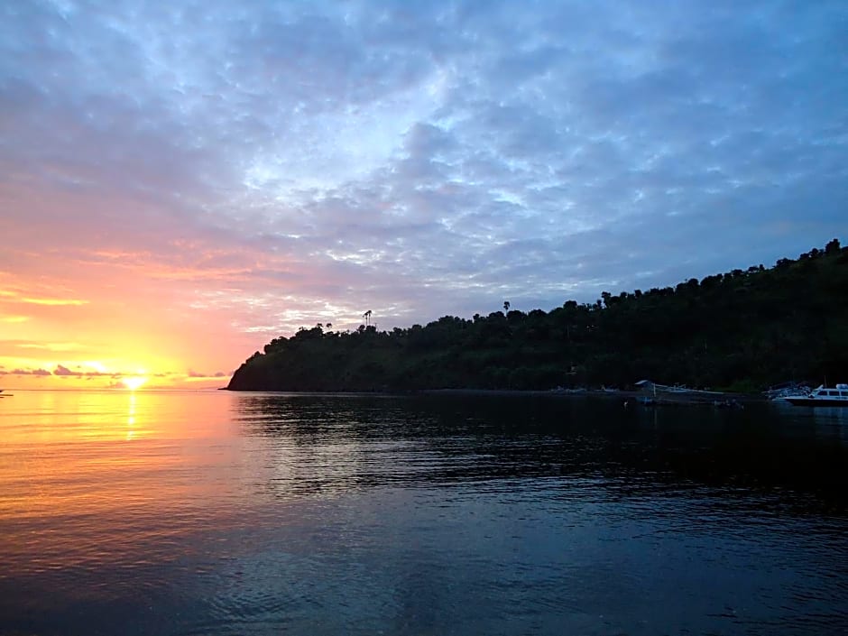 Jemeluk Beach Bungalows