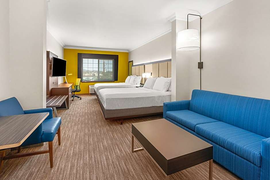 Holiday Inn Express Hotel & Suites Klamath Falls Central By IHG