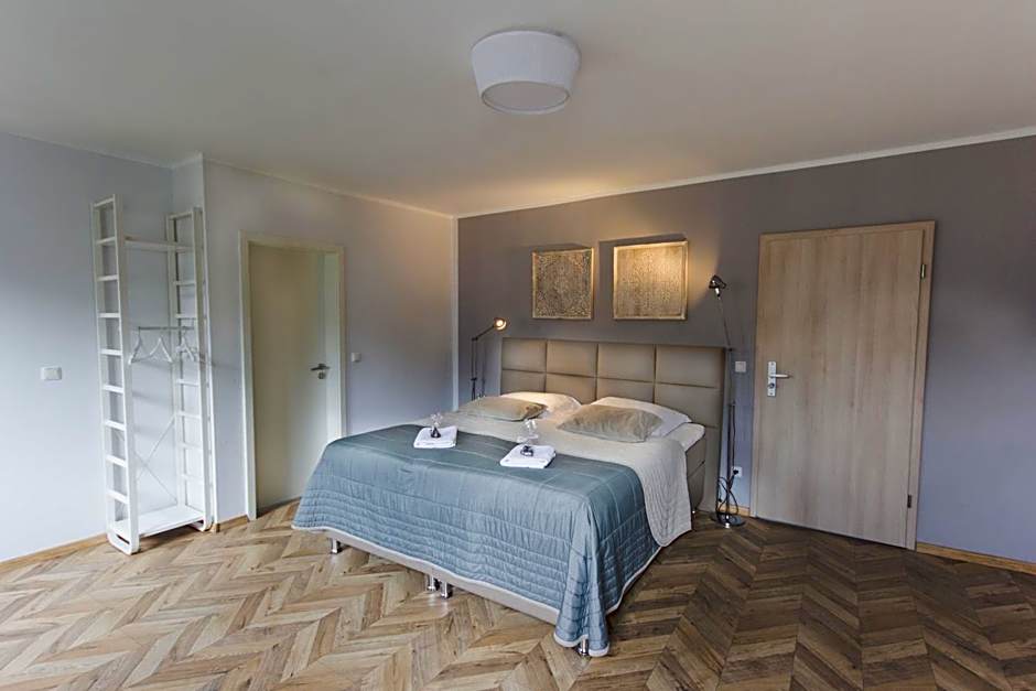 TM Suites