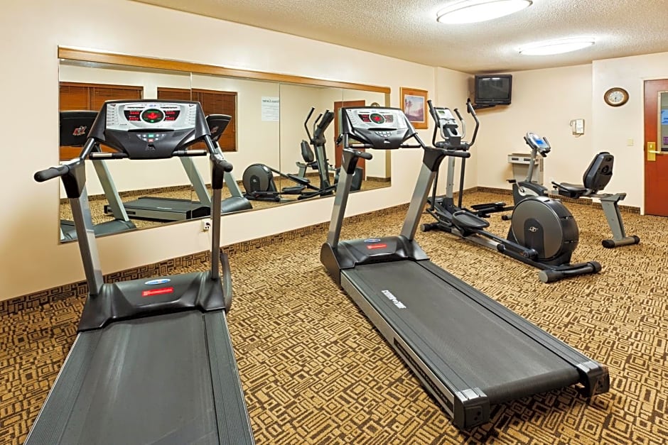 Holiday Inn Express & Suites Reidsville, an IHG Hotel