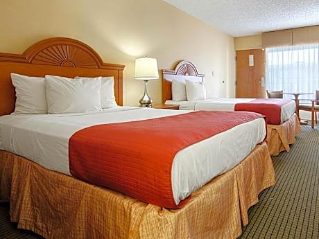 Double with 2 Double Beds - Smoking
