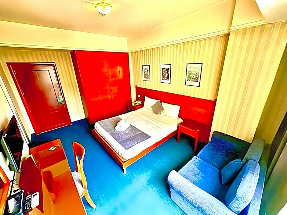 Ceasars Park Hotel