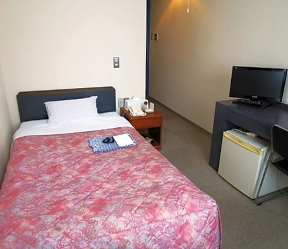 Hirosaki Ekimae Hotel