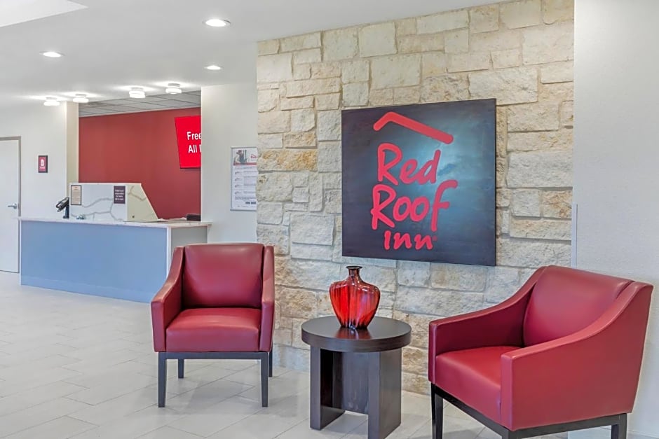 Red Roof Inn Hutchins