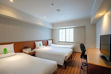 Triple Room - Non-Smoking