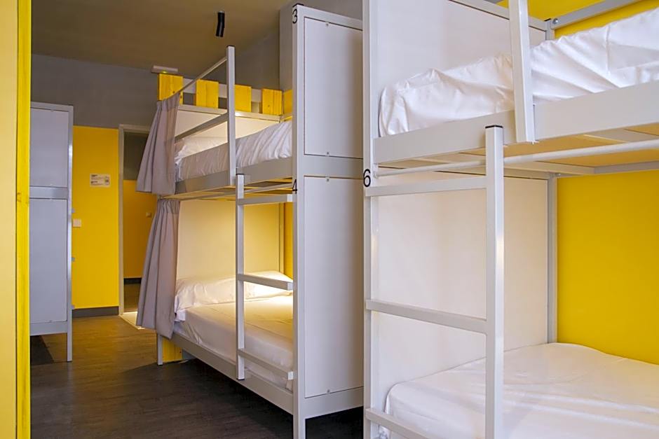 room00 Valencia Hostel