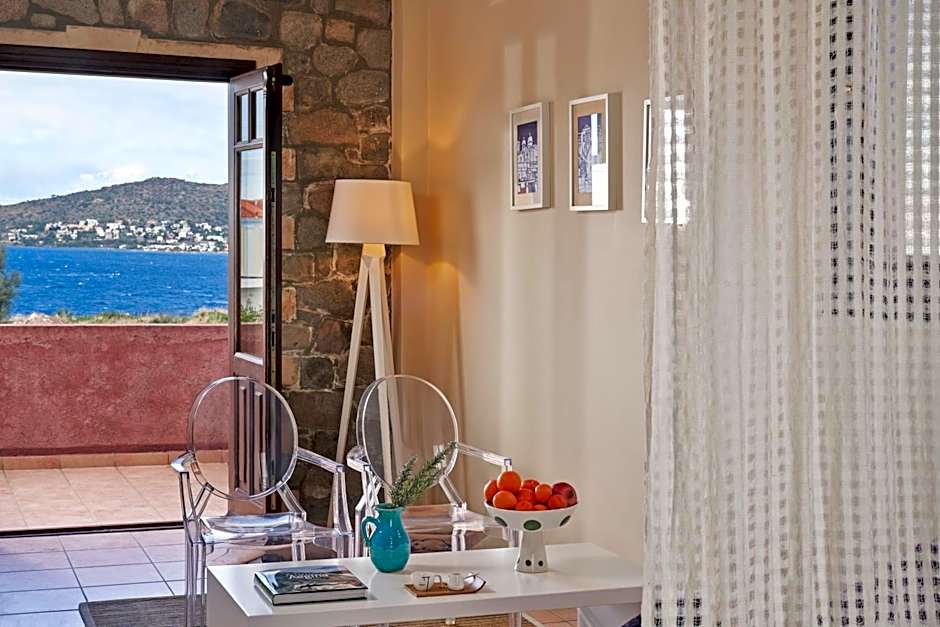 Angelina Boutique Escape