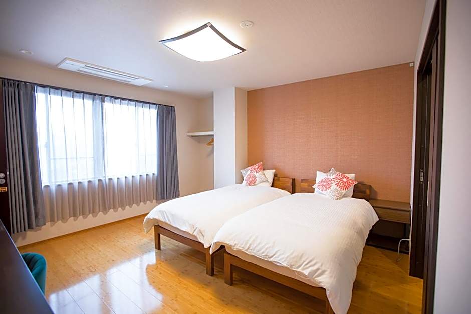 The Address Akakura