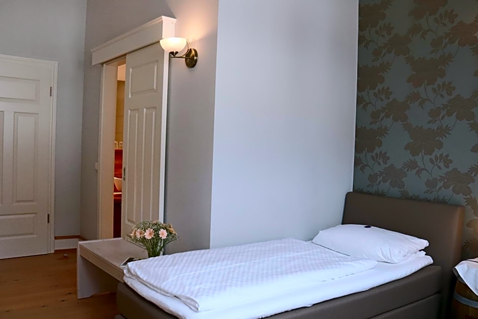 Garni - Hotel "Unsere Stadtvilla"
