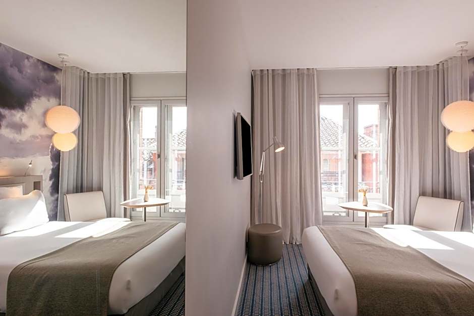 Le Grand Balcon Hotel