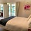 Rosebridge House Bed & Breakfast