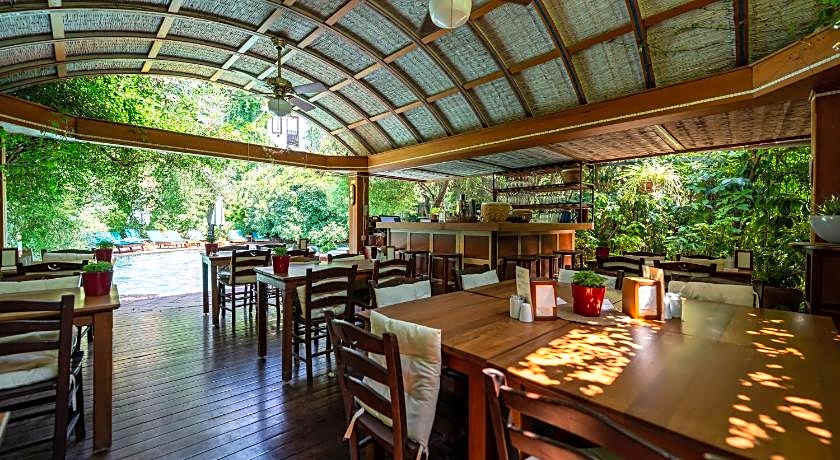 El Vino Hotel Suites