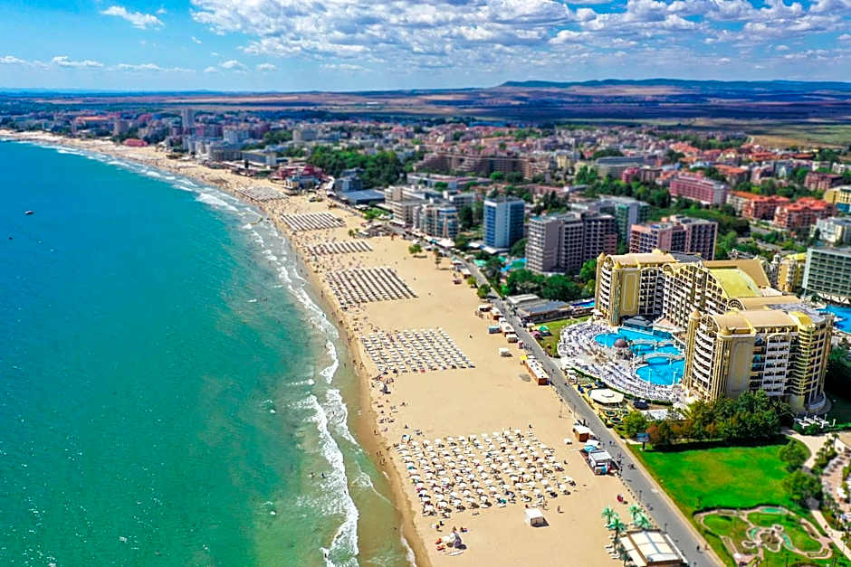 Imperial Palace Hotel