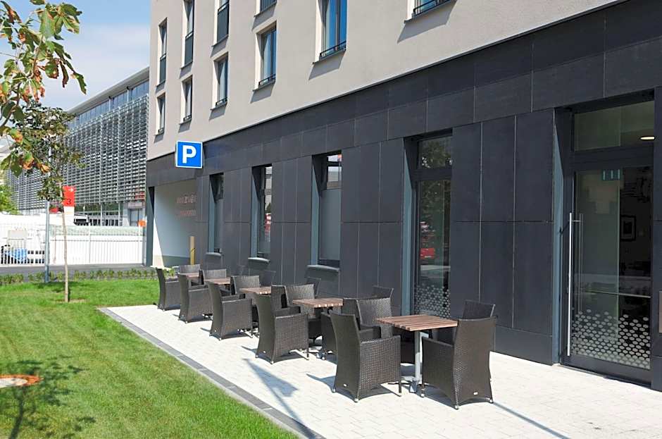 Hampton by Hilton Frankfurt City Centre Messe