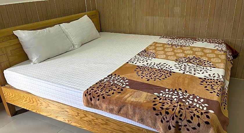 Khách sạn Thái Sơn