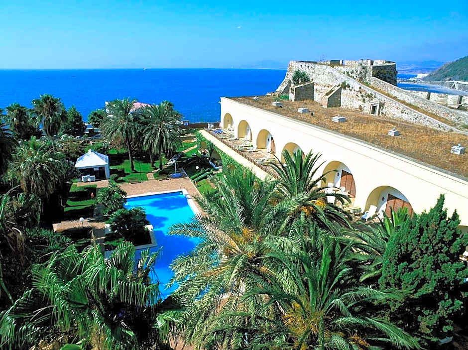 Parador De Ceuta Hotel La Muralla