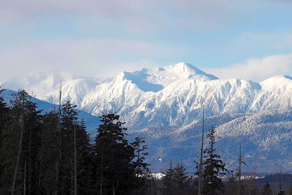 Holiday Inn Express & Suites Terrace By IHG