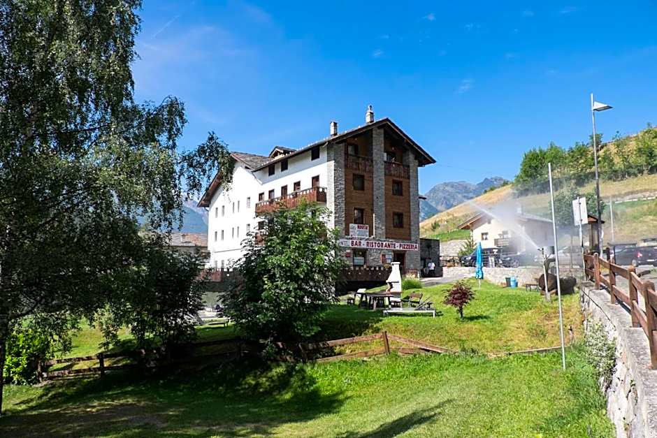 Hotel Saint Nicolas Gran Paradiso