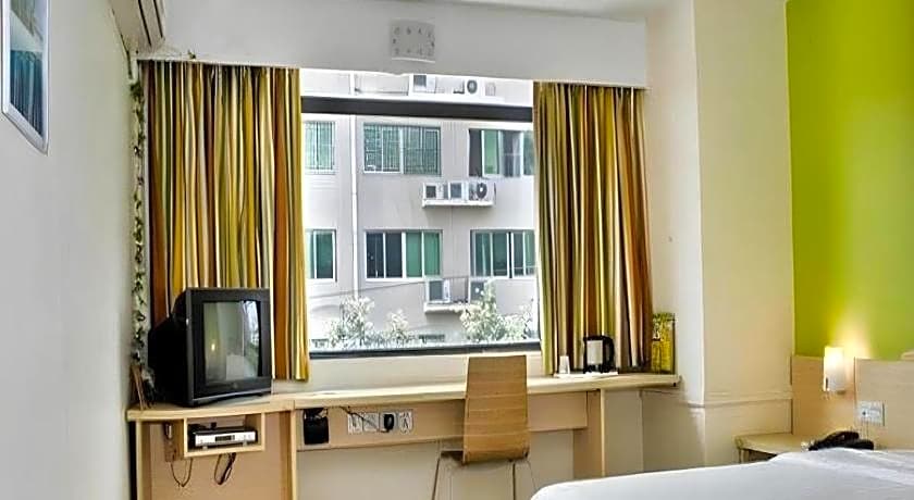 7 Days Inn Nanchang Jiefang West Road Xinjia'an Metro Station