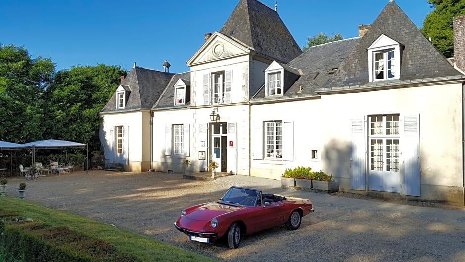 Logis Domaine De Chatenay