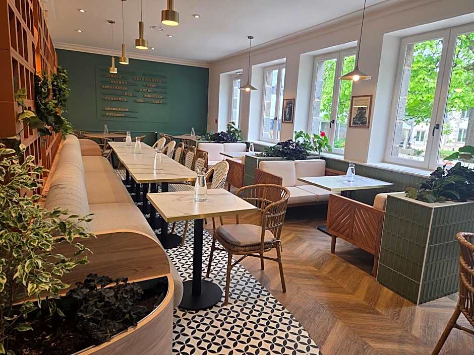 Logis Hotel Restaurant La Marjolaine