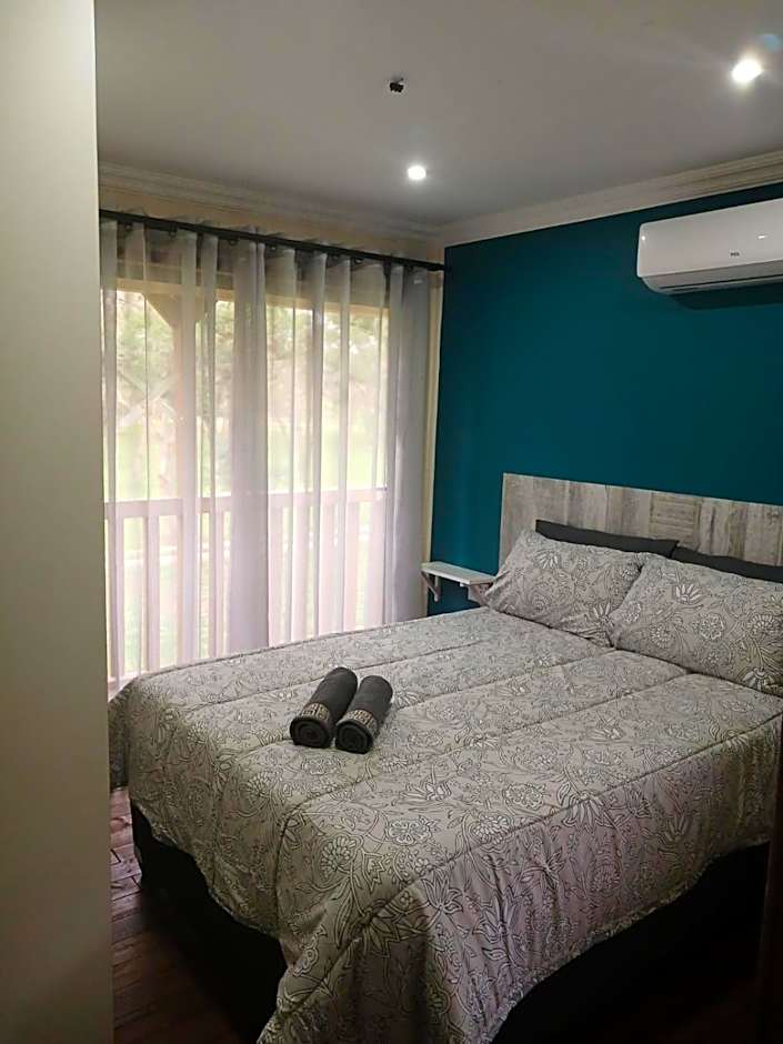 Hippo Waterfront Lodge