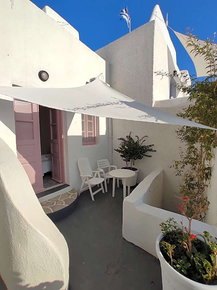 Porto Sikinos Hotel