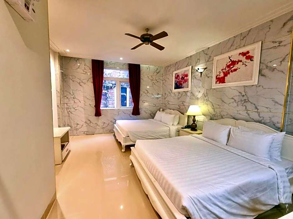 Photo 1 of 3 of Deluxe 2 Beds