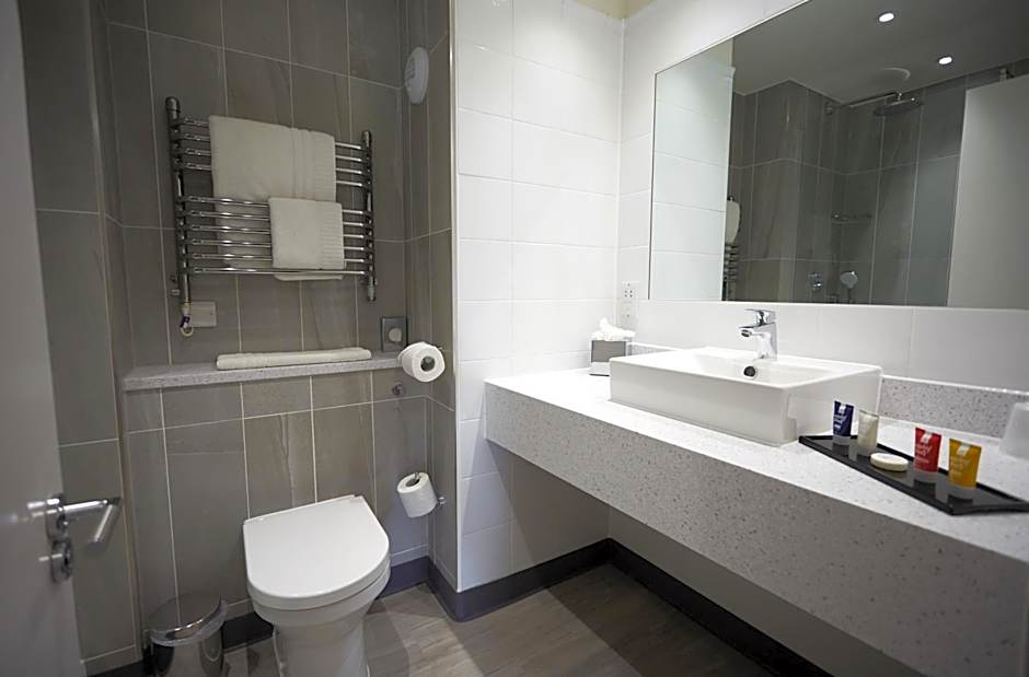 Wychwood Park Hotel and Golf Club