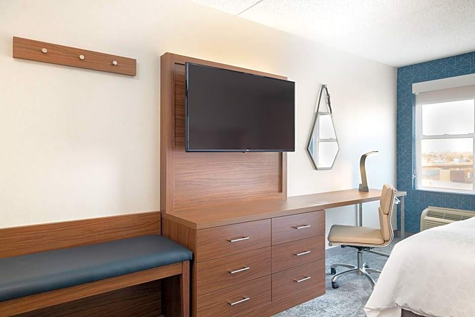 Holiday Inn Express Hotel & Suites Boston-Cambridge By IHG