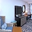 DoubleTree by Hilton Hotel Utica