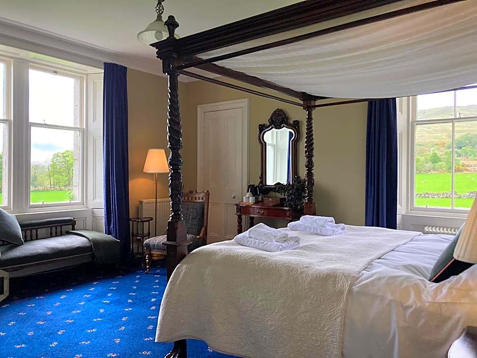 Photo 1 of 3 of Double room-Ensuite-The Henderson-4 Poster