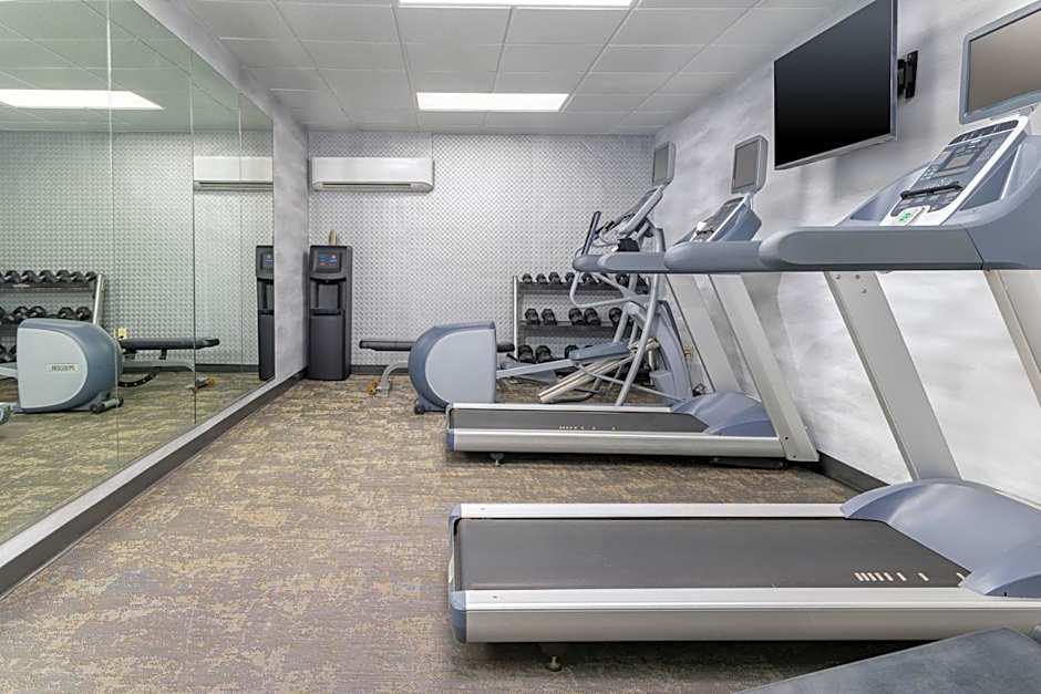 Fairfield Inn & Suites by Marriott Cincinnati Eastgate