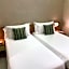 Hotel Embassy