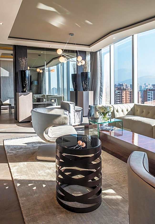 Icon Hotel