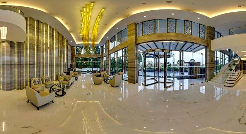 Renaissance by Marriott Lucknow Hotel