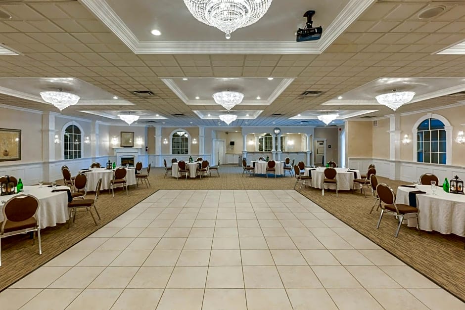 Best Western Plus Mariposa Inn & Conference Centre
