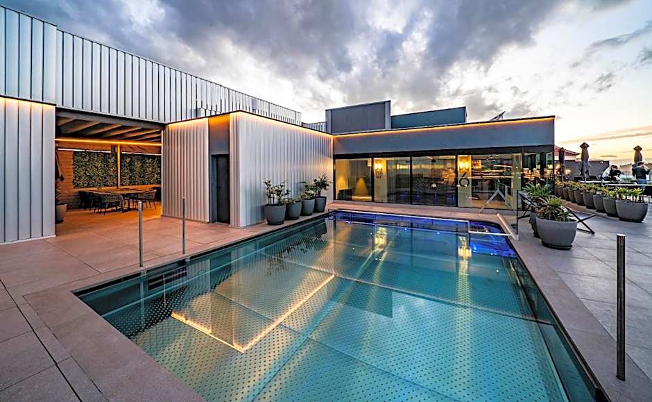 Silken Saaj Maar - Adults Only