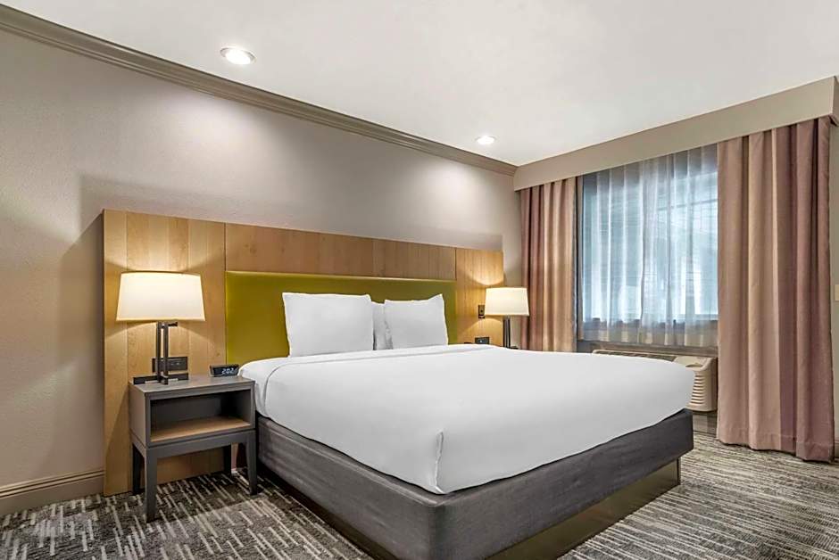 Country Inn & Suites by Radisson, Metairie (New Orleans), LA