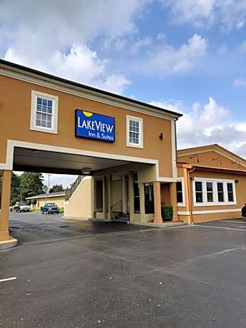 Lake View Inn & Suites