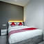 Super OYO 1487 Residence Khoe