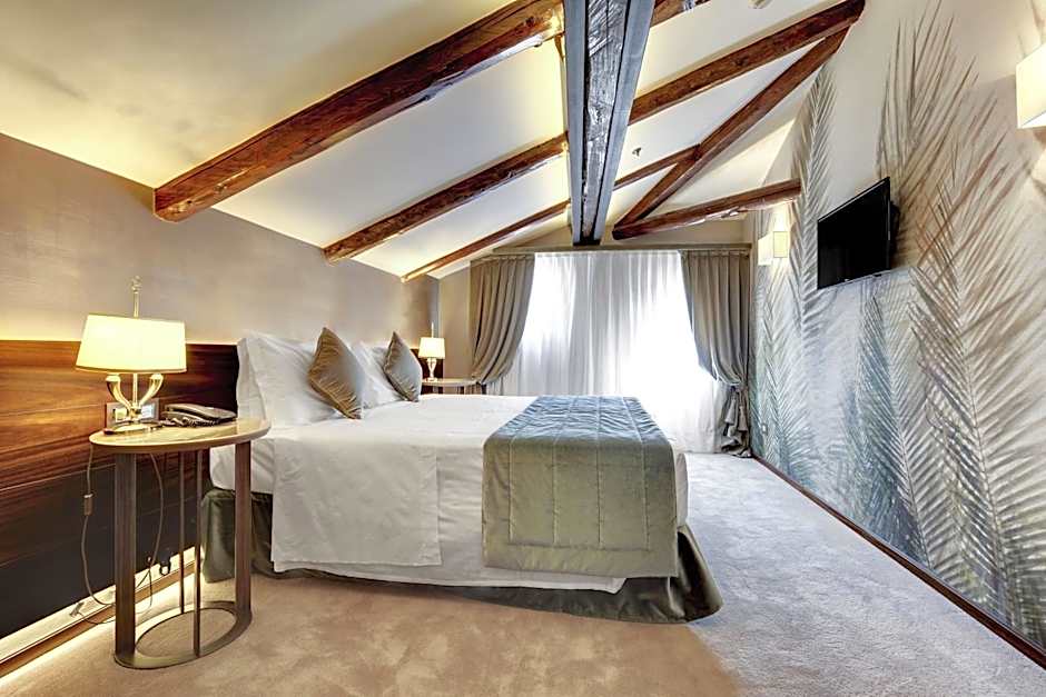 Hotel Dona Palace