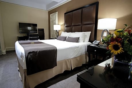 Deluxe Queen Room Non Smoking