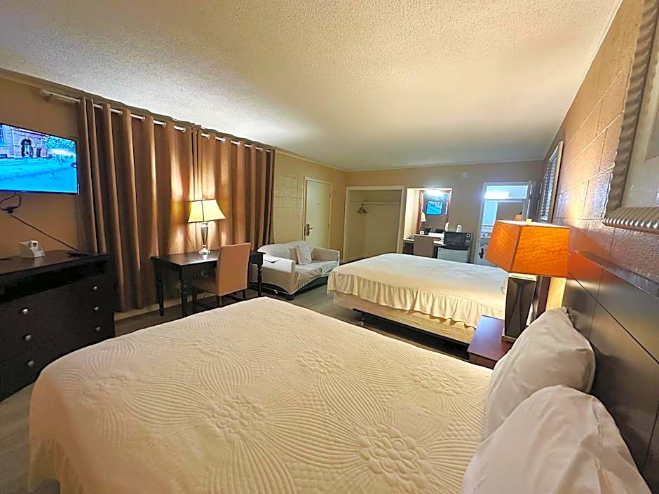 Royal Inn and Suites
