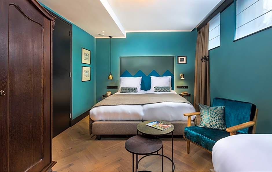 The Hendrick's Hotel