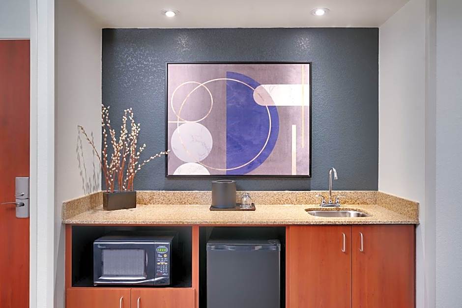 Courtyard by Marriott Johnson City