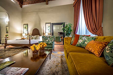 Presidential Suite - Dependence